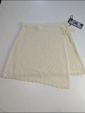 Future Collective Women's High-Rise Sweater Wrap Mini Skirt Size Small